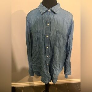 Lucky brand light blue large women’s button down shirt